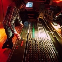 Photo 1 for Harvey Summers